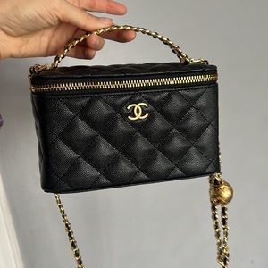 New! Rare Chanel Black Vanity Case